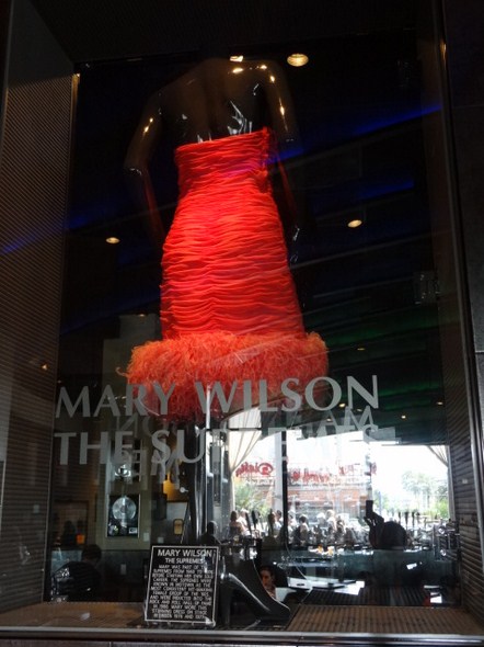 Hard-Rock-Cafe-Las-Vegas-Rock-Music-Memorabilia-001