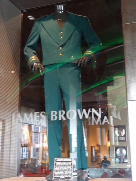 Hard-Rock-Cafe-Las-Vegas-Rock-Music-Memorabilia-001