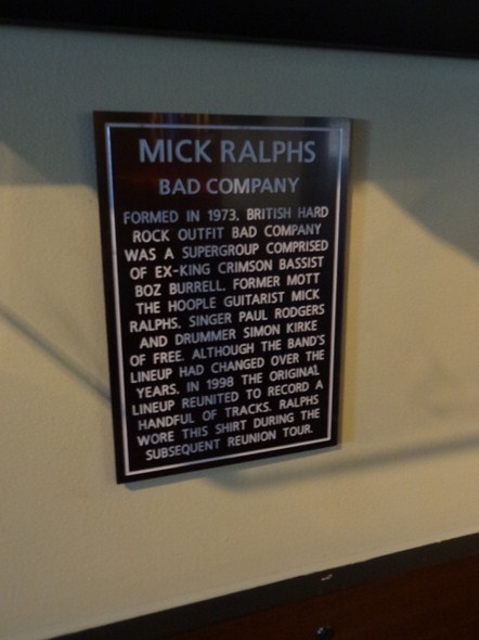 Hard-Rock-Cafe-Las-Vegas-Rock-Music-Memorabilia-001