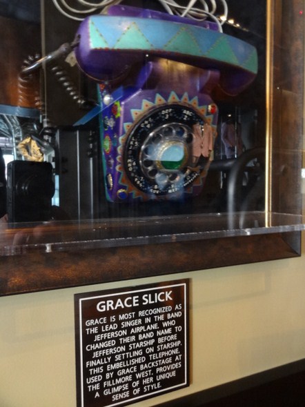 Hard-Rock-Cafe-Las-Vegas-Rock-Music-Memorabilia-001