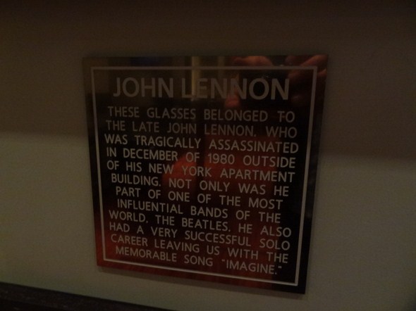Hard-Rock-Cafe-Las-Vegas-Rock-Music-Memorabilia-001