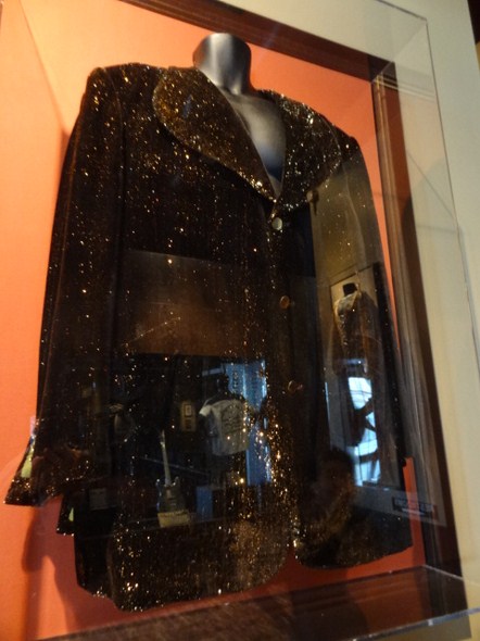 Hard-Rock-Cafe-Las-Vegas-Rock-Music-Memorabilia-001