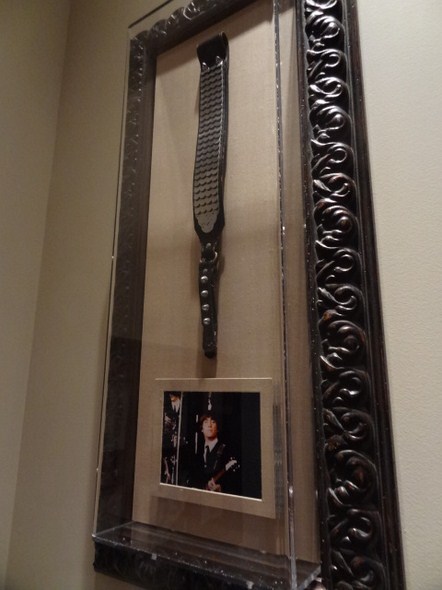 Hard-Rock-Cafe-Las-Vegas-Rock-Music-Memorabilia-001
