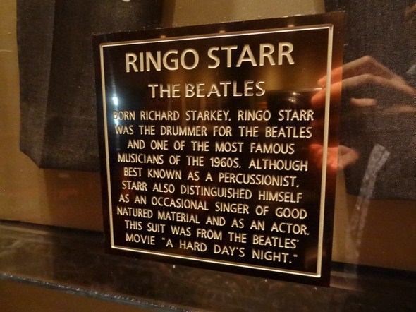 Hard-Rock-Cafe-Las-Vegas-Rock-Music-Memorabilia-001