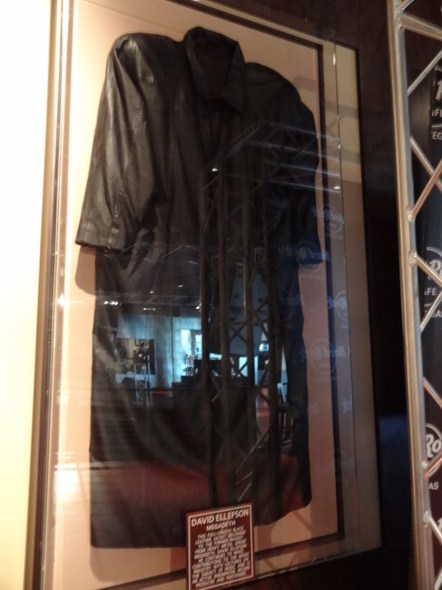 Hard-Rock-Cafe-Las-Vegas-Rock-Music-Memorabilia-001