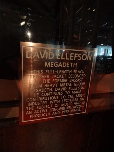 Hard-Rock-Cafe-Las-Vegas-Rock-Music-Memorabilia-001