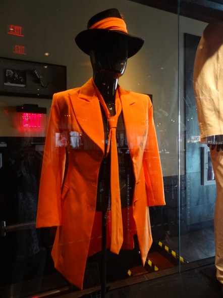 Hard-Rock-Cafe-Las-Vegas-Rock-Music-Memorabilia-001