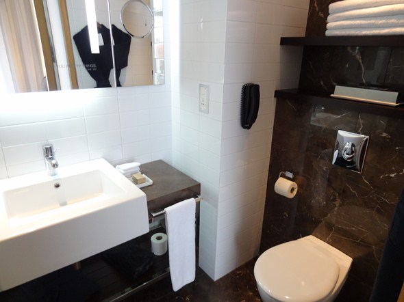 Hotel-Review-ME-Madrid-Reina-Victoria-Spain-01