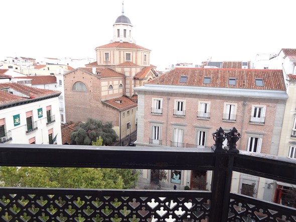 Hotel-Review-ME-Madrid-Reina-Victoria-Spain-01