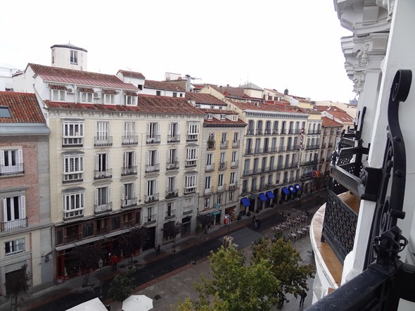 Hotel-Review-ME-Madrid-Reina-Victoria-Spain-01