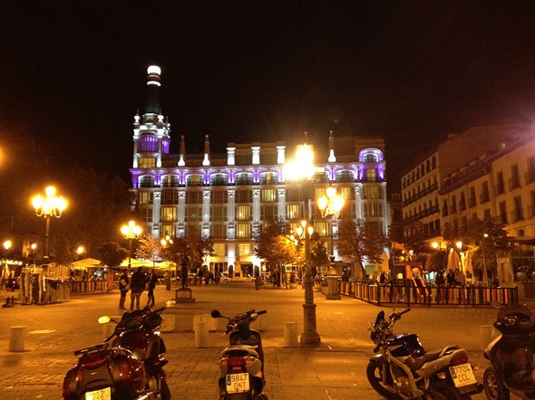 Hotel-Review-ME-Madrid-Reina-Victoria-Spain-01