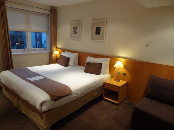 base2stay-Kensington-Hotel-Review-London-Photos-1