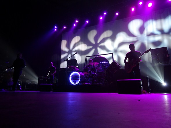 Morrissey-Concert-Hawaii-Castle-Theater-Maui-Arts-&-Cultural-Center-01