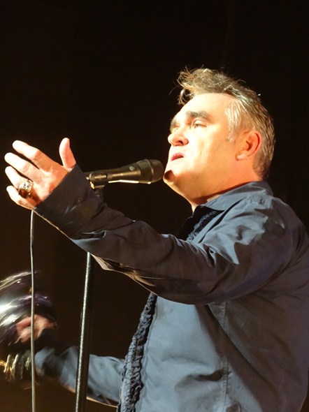 Morrissey-Concert-Hawaii-Castle-Theater-Maui-Arts-&-Cultural-Center-01