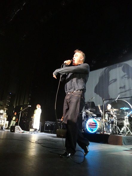 Morrissey-Concert-Hawaii-Castle-Theater-Maui-Arts-&-Cultural-Center-01