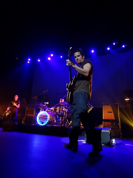 Morrissey-Concert-Hawaii-Castle-Theater-Maui-Arts-&-Cultural-Center-01