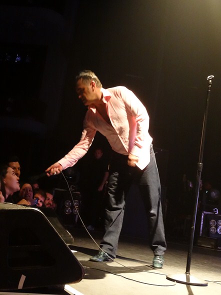 Morrissey-Concert-Hawaii-Castle-Theater-Maui-Arts-&-Cultural-Center-01
