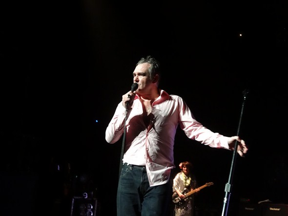 Morrissey-Concert-Hawaii-Castle-Theater-Maui-Arts-&-Cultural-Center-01