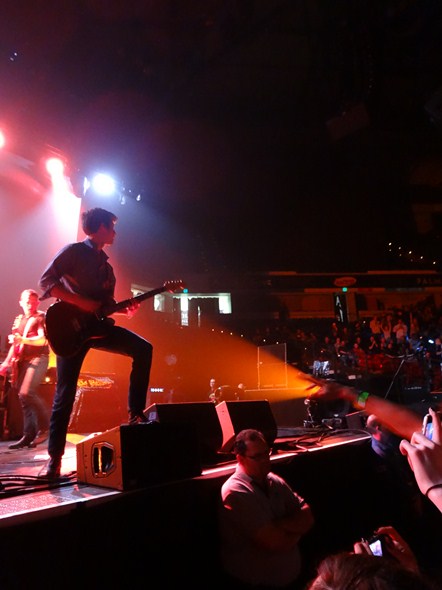 Rock-Subculture-Black-Keys-Arctic-Monkeys-Sacramento-001