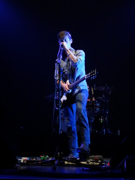 Rock-Subculture-Black-Keys-Arctic-Monkeys-Sacramento-001