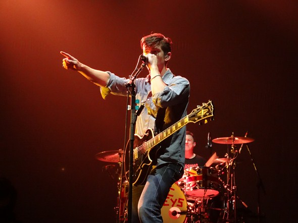 Rock-Subculture-Black-Keys-Arctic-Monkeys-Sacramento-001