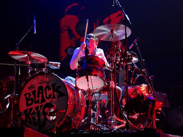Rock-Subculture-Black-Keys-Arctic-Monkeys-Sacramento-001