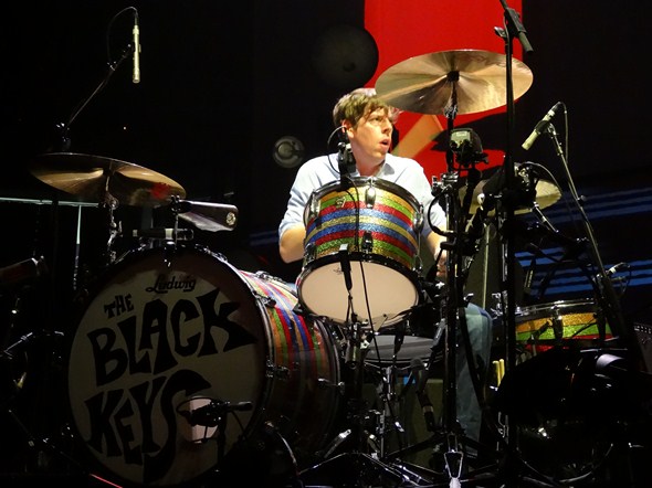 Rock-Subculture-Black-Keys-Arctic-Monkeys-Sacramento-001