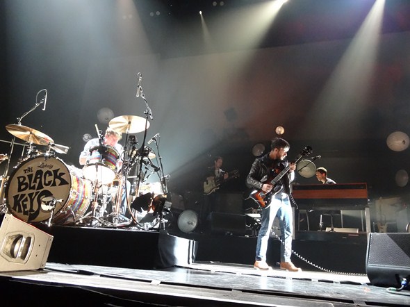 Rock-Subculture-Black-Keys-Arctic-Monkeys-Sacramento-001