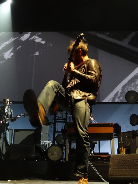 Rock-Subculture-Black-Keys-Arctic-Monkeys-Sacramento-001