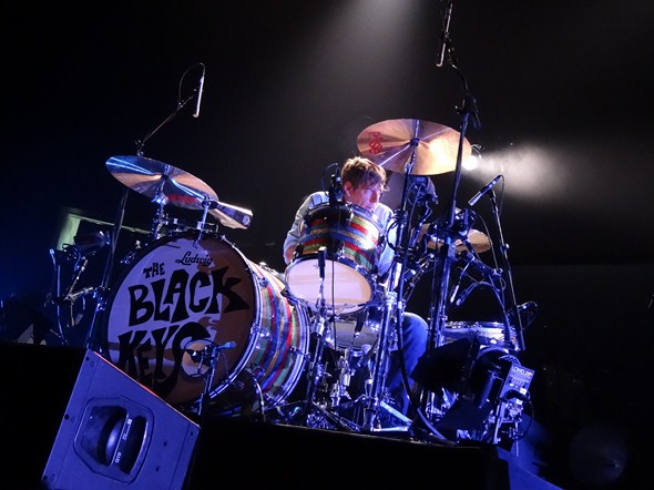Rock-Subculture-Black-Keys-Arctic-Monkeys-Sacramento-001