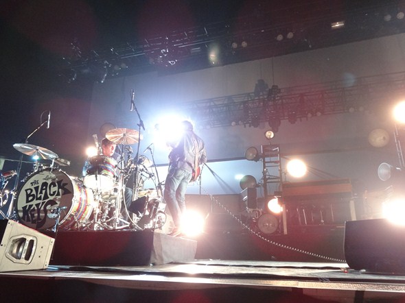 Rock-Subculture-Black-Keys-Arctic-Monkeys-Sacramento-001