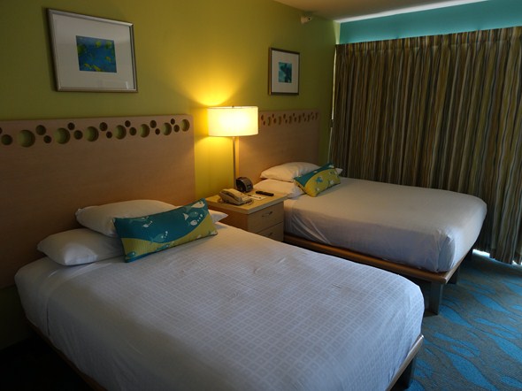 Rock-Subculture-Hotel-Resort-Review-Aston-Circle-Waikiki-01