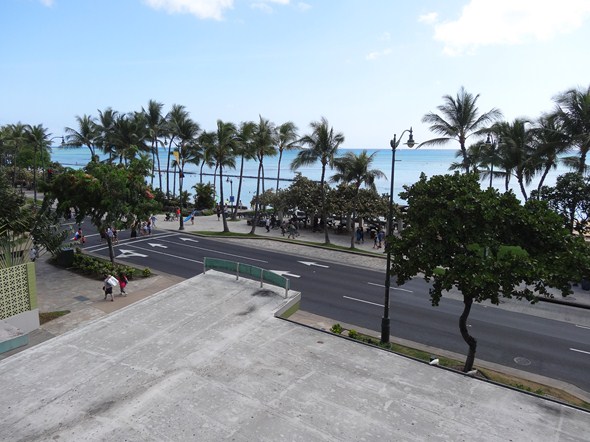Rock-Subculture-Hotel-Resort-Review-Aston-Circle-Waikiki-01