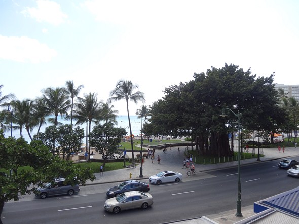 Rock-Subculture-Hotel-Resort-Review-Aston-Circle-Waikiki-01