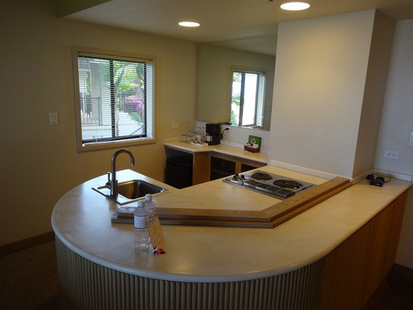 Rock-Subculture-Resort-Trip-Travel-Review-Hotel-Wailea-001