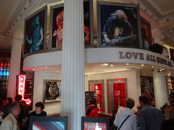 Rock-Subculture-Hard-Rock-Cafe-London-England-Photos-001