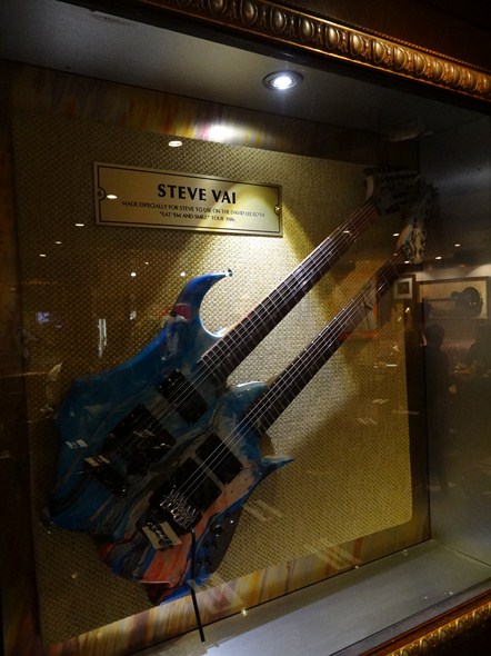 Rock-Subculture-Hard-Rock-Cafe-London-England-Photos-001