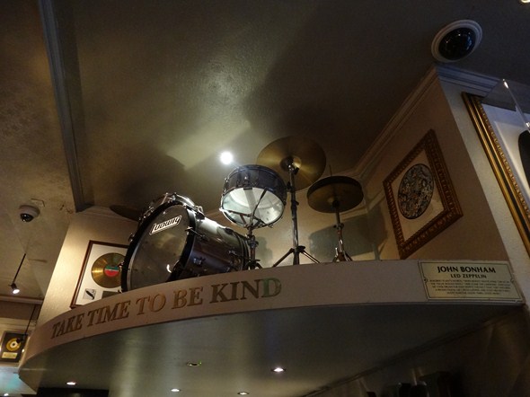 Rock-Subculture-Hard-Rock-Cafe-London-England-Photos-001