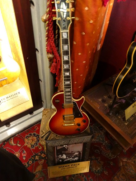 Rock-Subculture-Hard-Rock-Cafe-London-England-Photos-001
