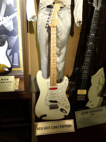 Rock-Subculture-Hard-Rock-Cafe-London-England-Photos-001