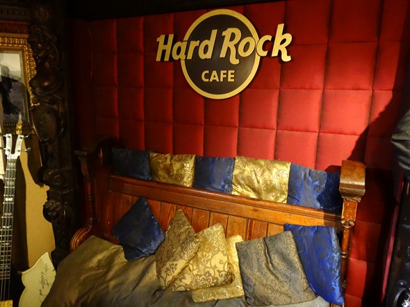 Rock-Subculture-Hard-Rock-Cafe-London-England-Photos-001