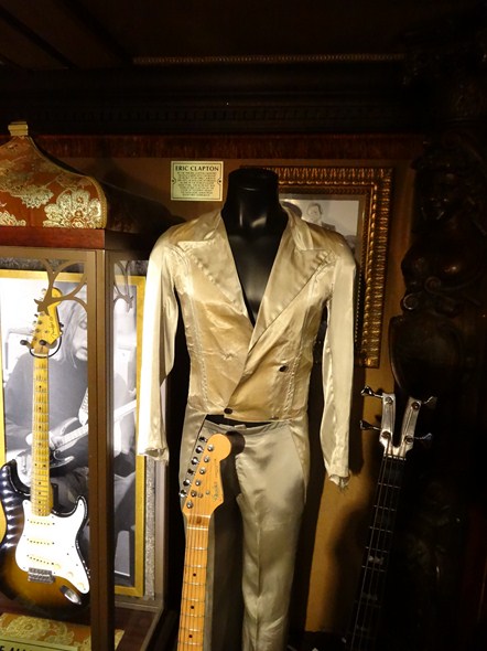 Rock-Subculture-Hard-Rock-Cafe-London-England-Photos-001
