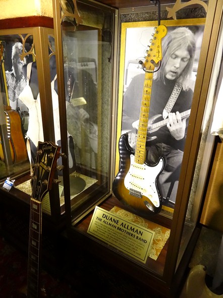 Rock-Subculture-Hard-Rock-Cafe-London-England-Photos-001