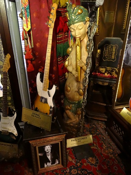 Rock-Subculture-Hard-Rock-Cafe-London-England-Photos-001