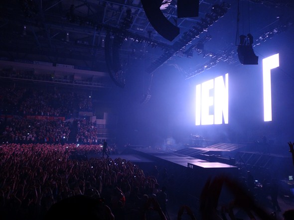 Rock-Subculture-Jay-Z-Kanye-West-Watch-the-Throne-Photo-Concert-Review-01