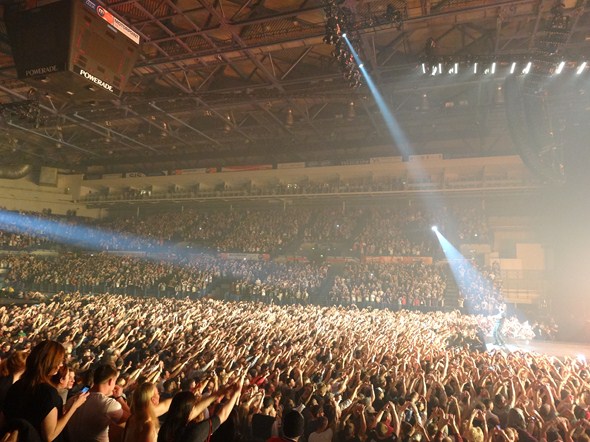 Rock-Subculture-Jay-Z-Kanye-West-Watch-the-Throne-Photo-Concert-Review-01