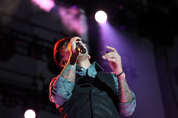 Rock-Subculture-Music-Concert-Review-Journey-Harveys-Lake-Tahoe-C-001
