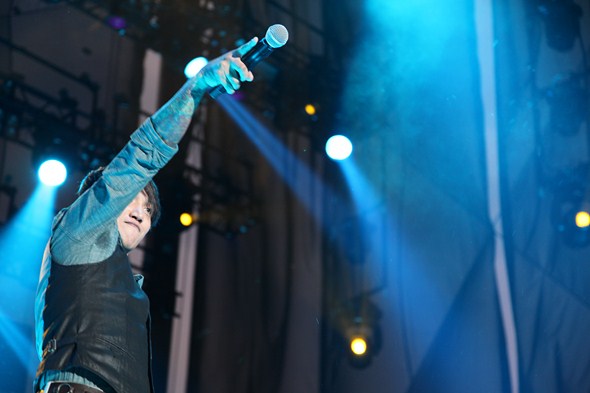 Rock-Subculture-Music-Concert-Review-Journey-Harveys-Lake-Tahoe-C-001
