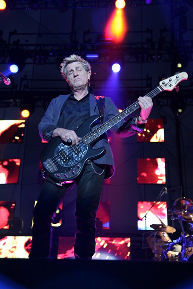 Rock-Subculture-Music-Concert-Review-Journey-Harveys-Lake-Tahoe-C-001