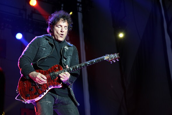 Rock-Subculture-Music-Concert-Review-Journey-Harveys-Lake-Tahoe-C-001